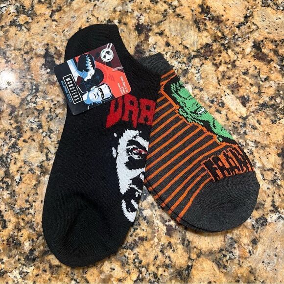 Monsters Women's No-Show Socks, 2-Pack, Size 4-10 Frankenstein & Dracula - Picture 3 of 8